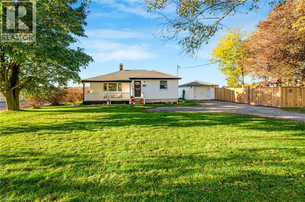 33305 Richmond Street, Lucan, Ontario  N0M 2J0 - Photo 1 - 40872781