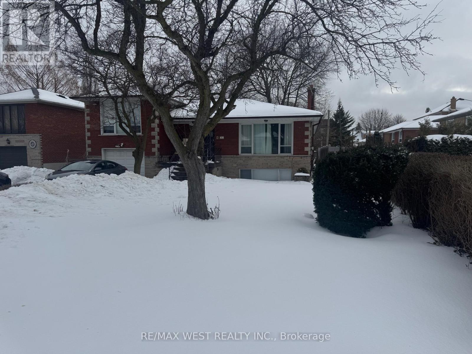 B1 - 35 Lilywood Road, Toronto, Ontario  M6B 1V6 - Photo 2 - W14100212