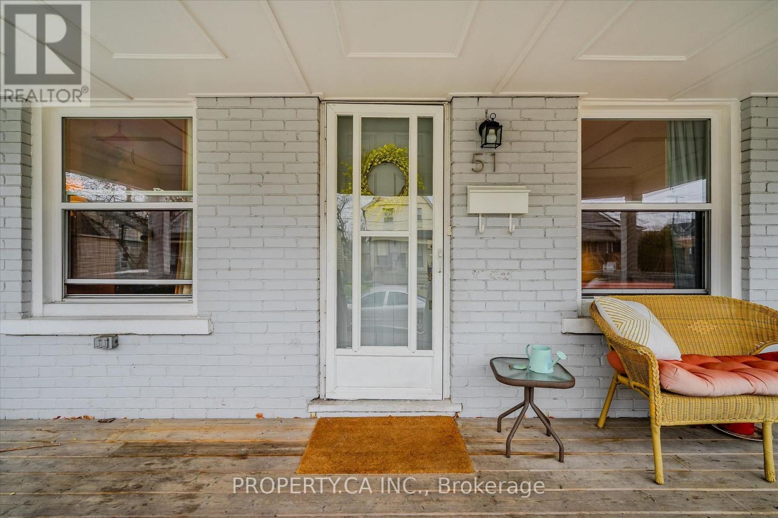 51 Fairview Avenue, Hamilton (Crown Point), Ontario  L8L 7B7 - Photo 5 - X14100206