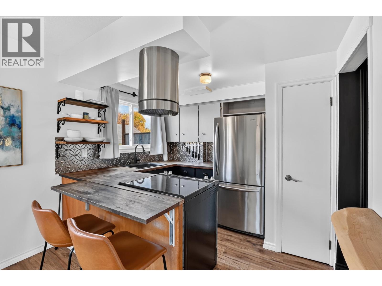 820-840 15TH AVENUE