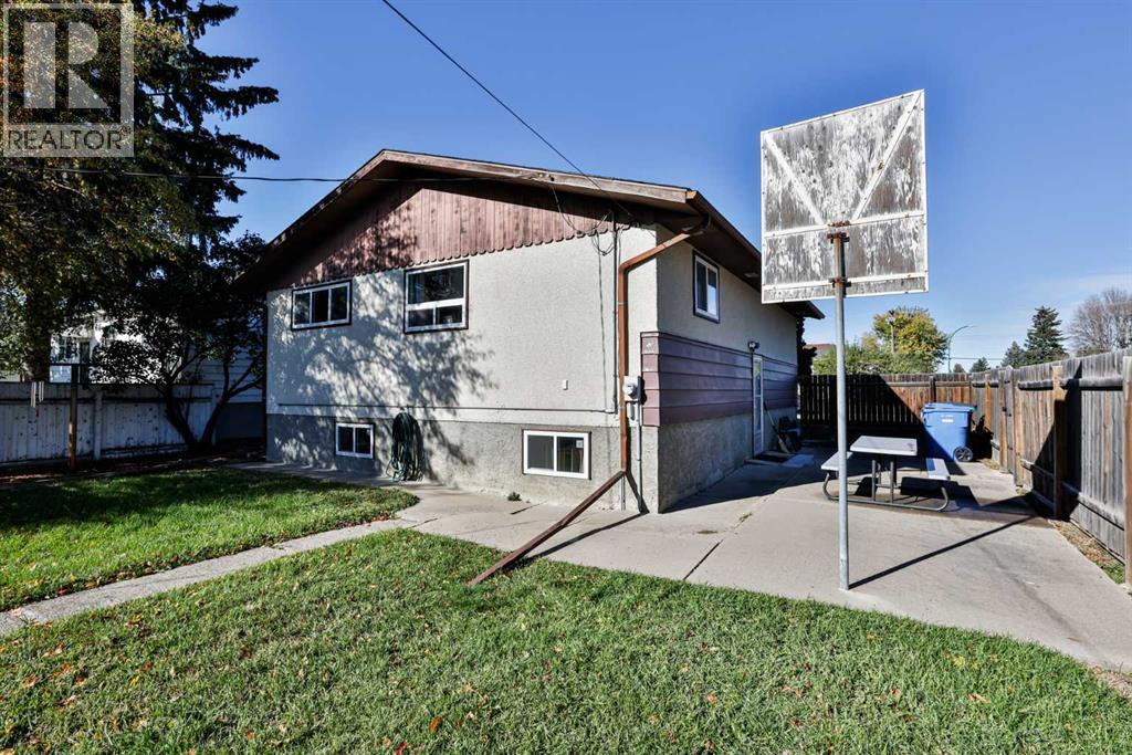 1256 10 Avenue N, Lethbridge, Alberta  T1H 1K4 - Photo 22 - A2352023