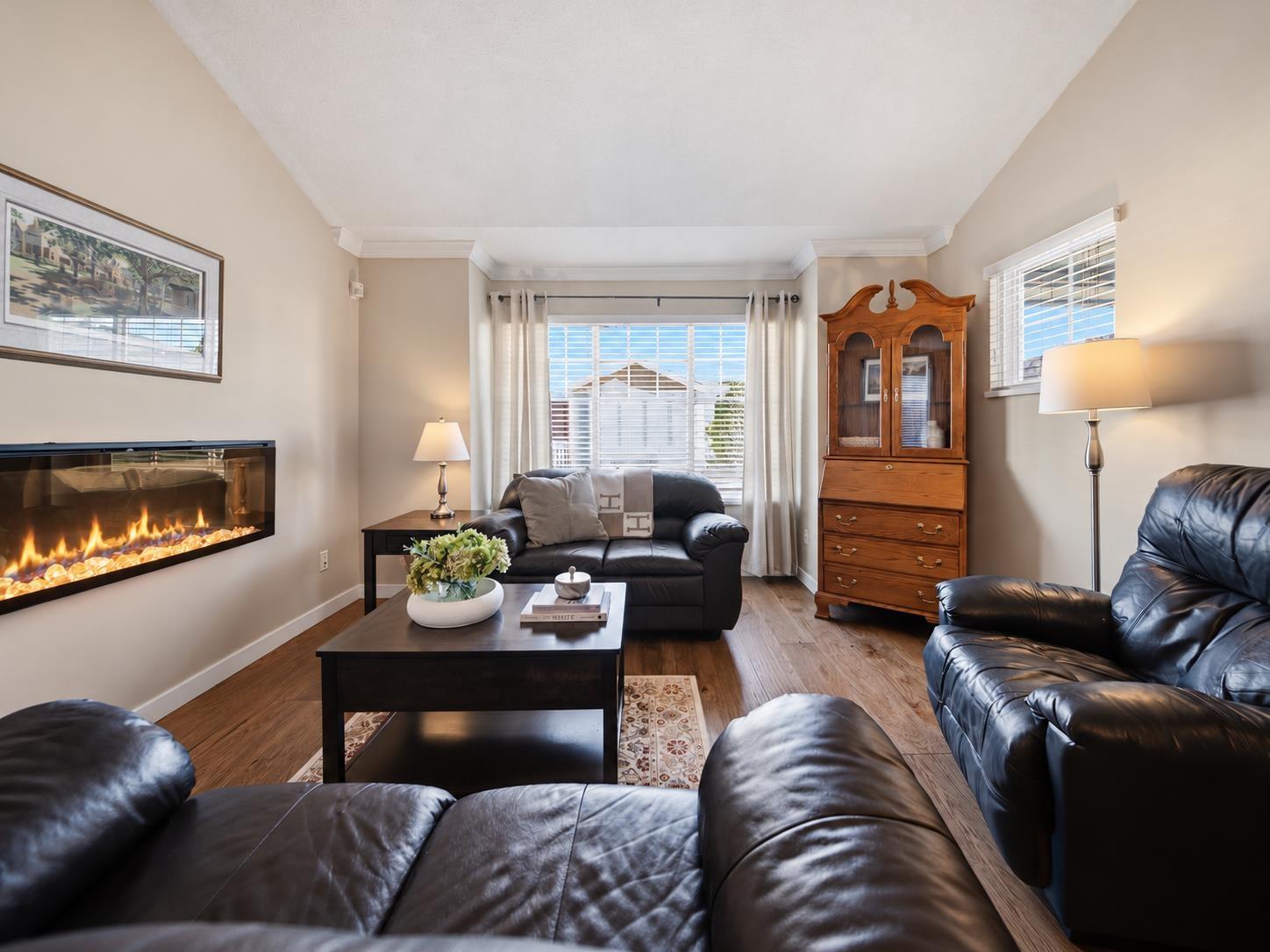 34 6885 184 Street, Surrey, British Columbia  V3S 9G1 - Photo 2 - R3174653