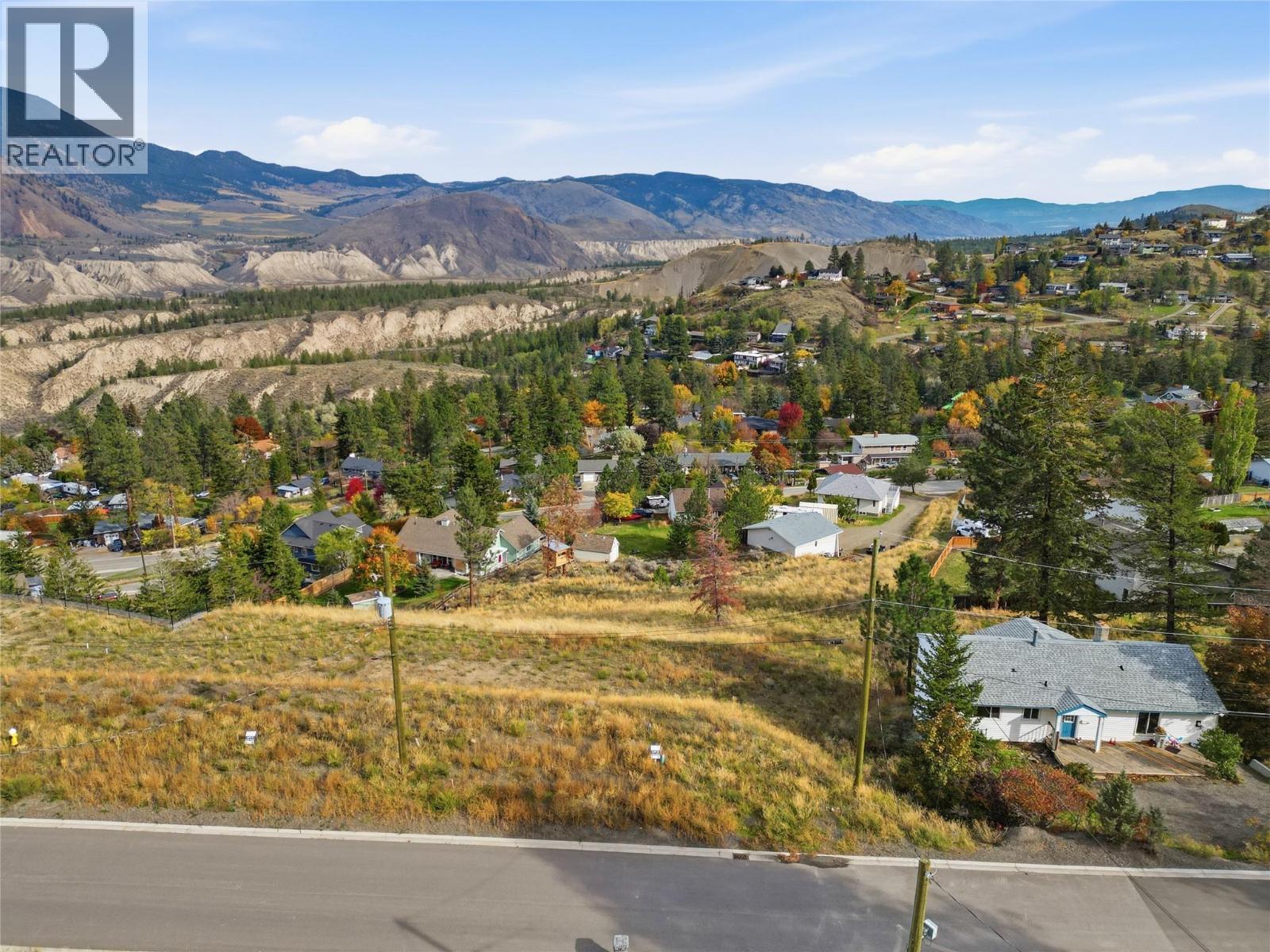 1186 CRESTWOOD Drive