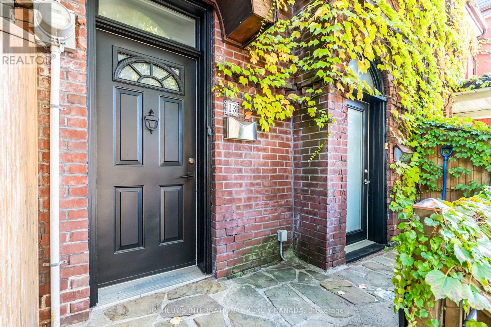 13 Euclid Avenue, Toronto, Ontario  M6J 2J5 - Photo 2 - C14099956