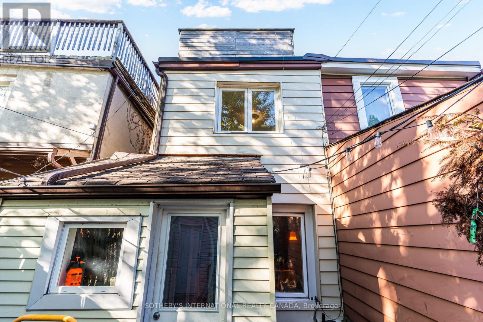 13 Euclid Avenue, Toronto, Ontario  M6J 2J5 - Photo 35 - C14099956