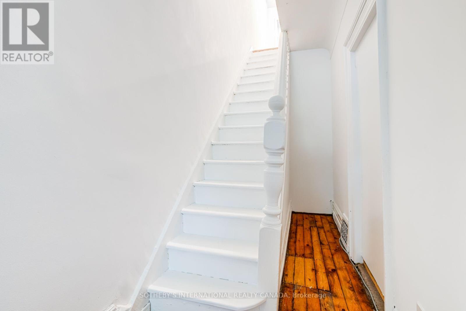 13 Euclid Avenue, Toronto, Ontario  M6J 2J5 - Photo 6 - C14099956