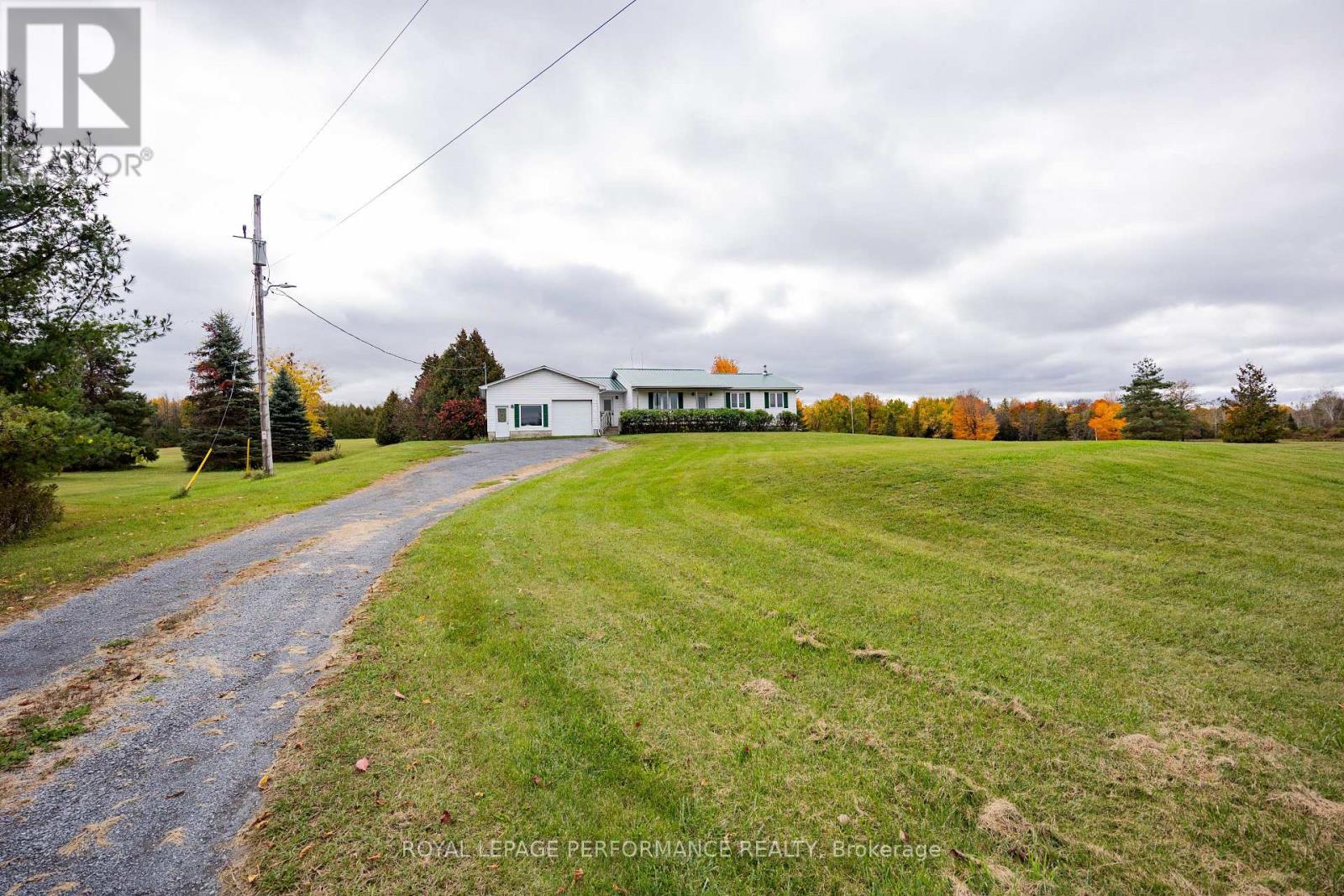 19976 County 43 Road, North Glengarry, Ontario  K0C 1A0 - Photo 9 - X14100224