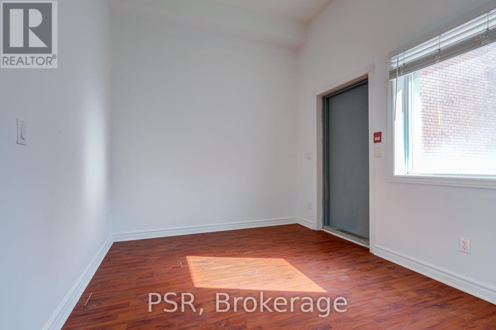 3RD FLOOR - 493 QUEEN STREET W