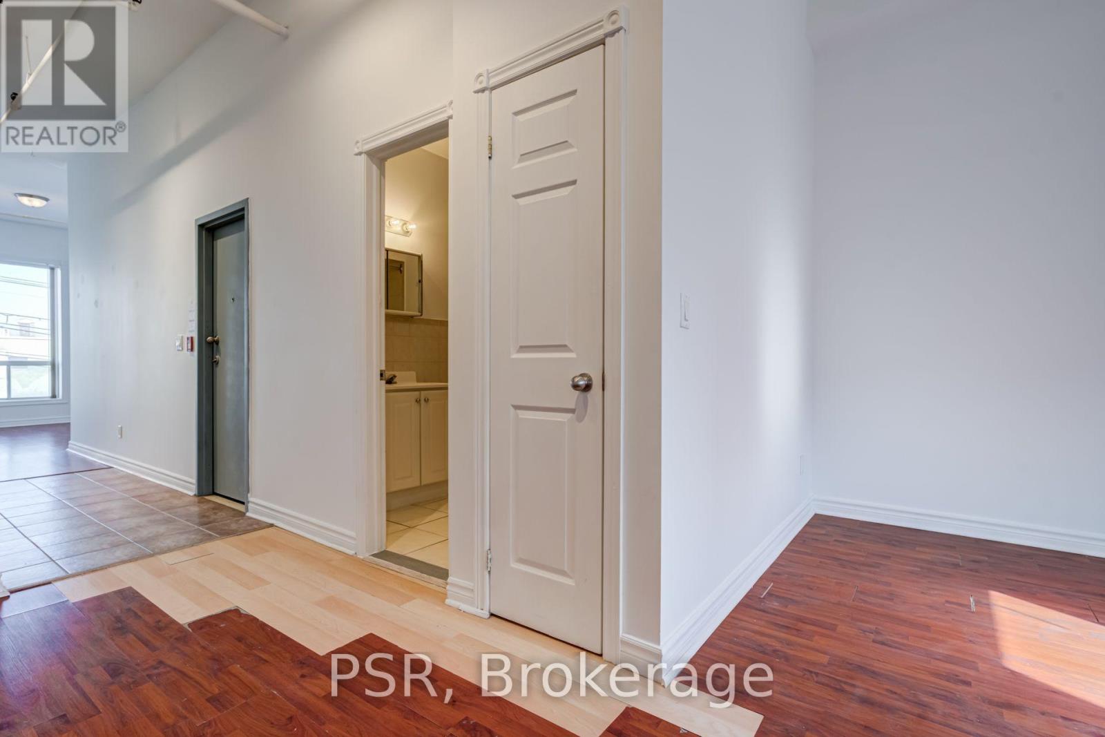 3RD FLOOR - 493 QUEEN STREET W