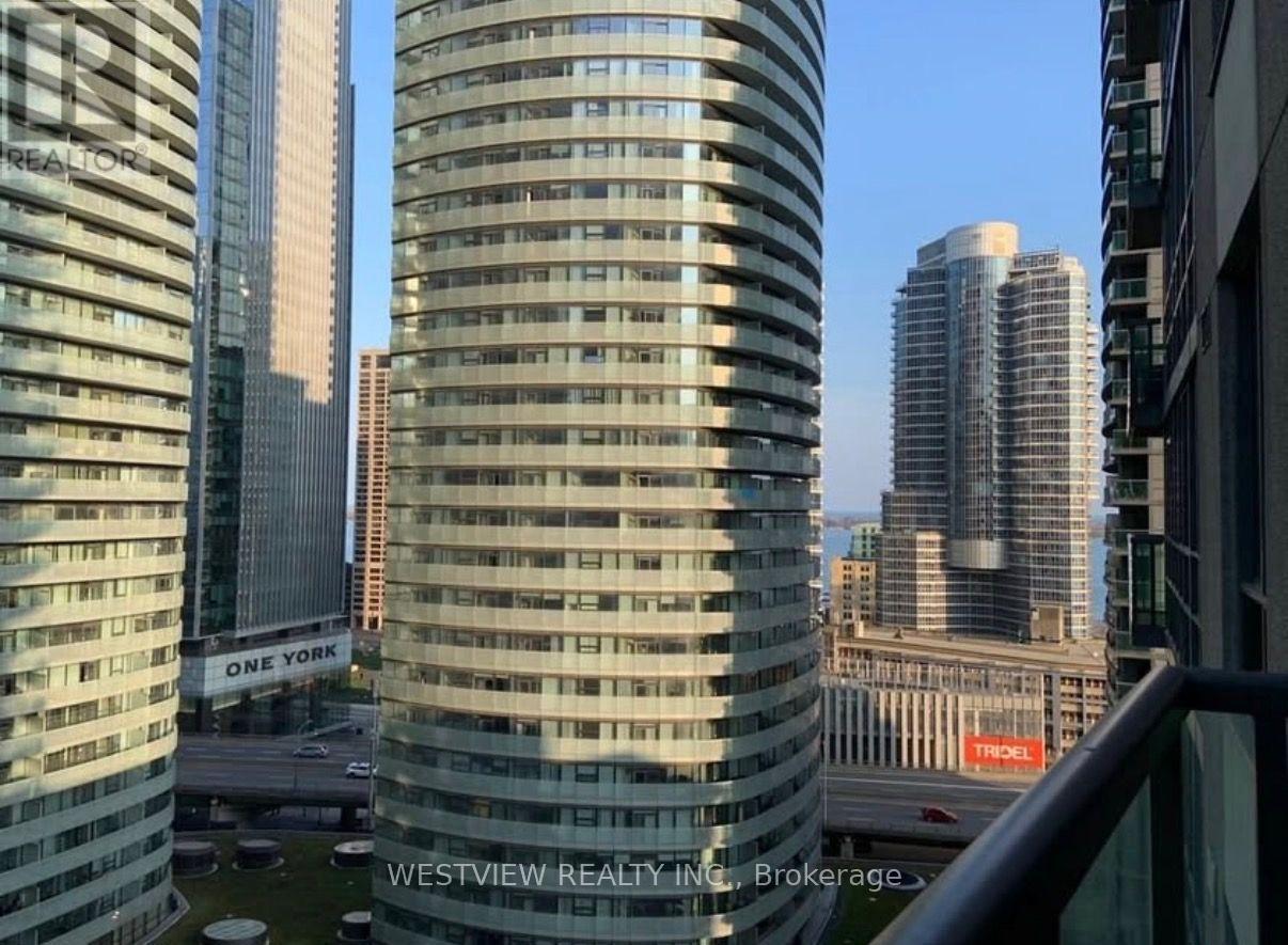 2009 - 30 GRAND TRUNK CRESCENT, toronto (waterfront communities), Ontario