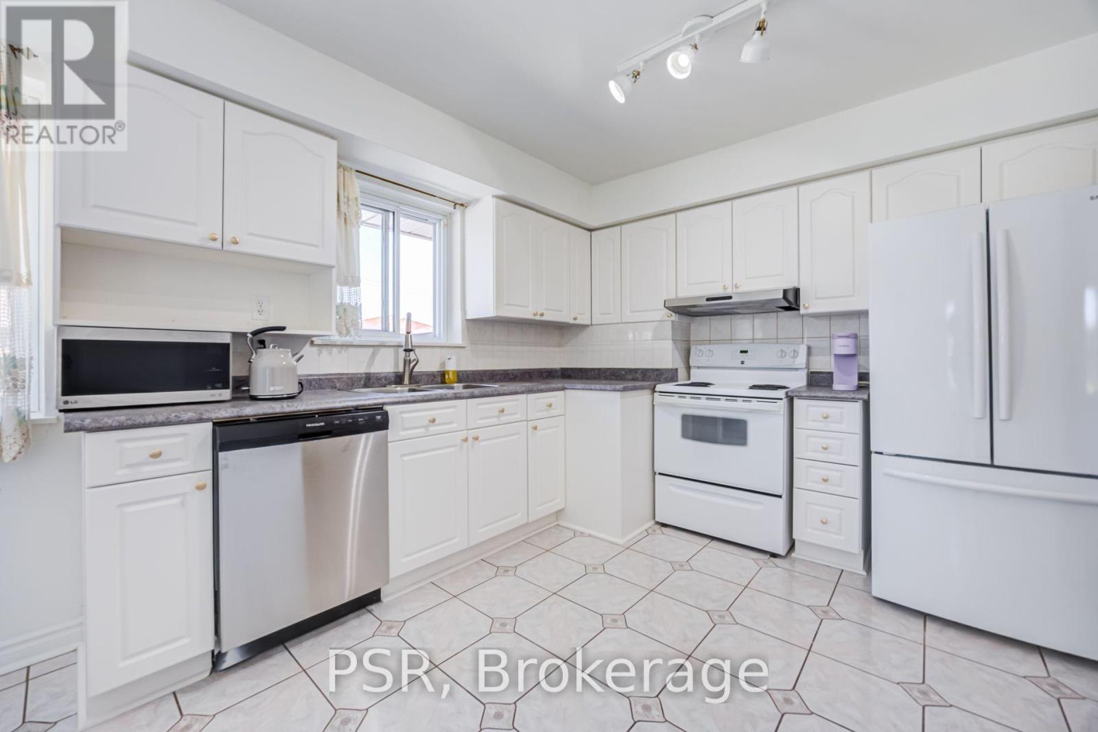 53 Marcos Boulevard, Toronto (Bendale), Ontario  M1K 5A7 - Photo 14 - E14100248