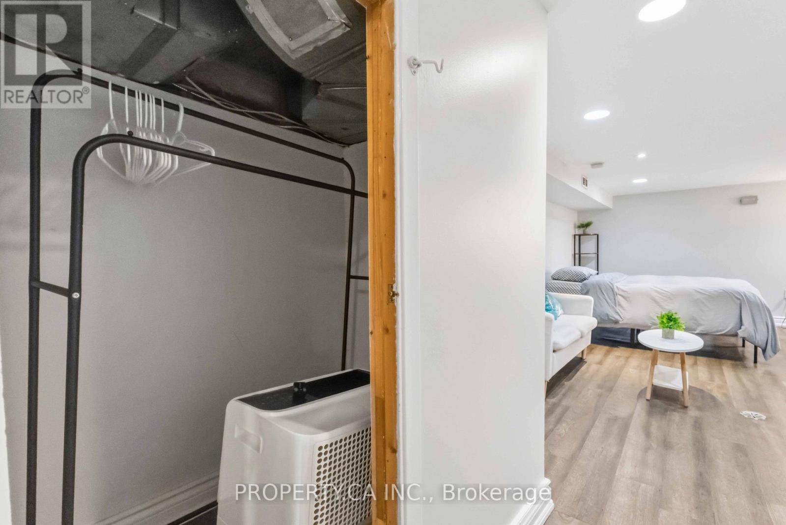 Bsmt - 175 Coleman Avenue, Toronto, Ontario  M4C 1P9 - Photo 23 - E14100252