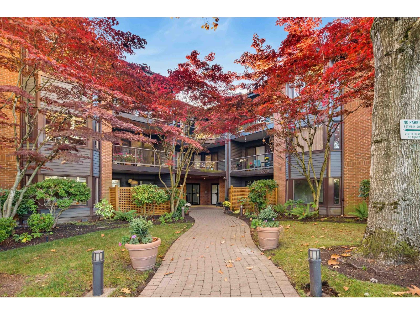 206 15300 17 Avenue, Surrey, British Columbia  V4A 8Y6 - Photo 2 - R3176396