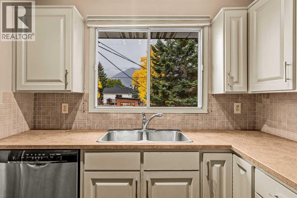 32 Mount Peechee Place