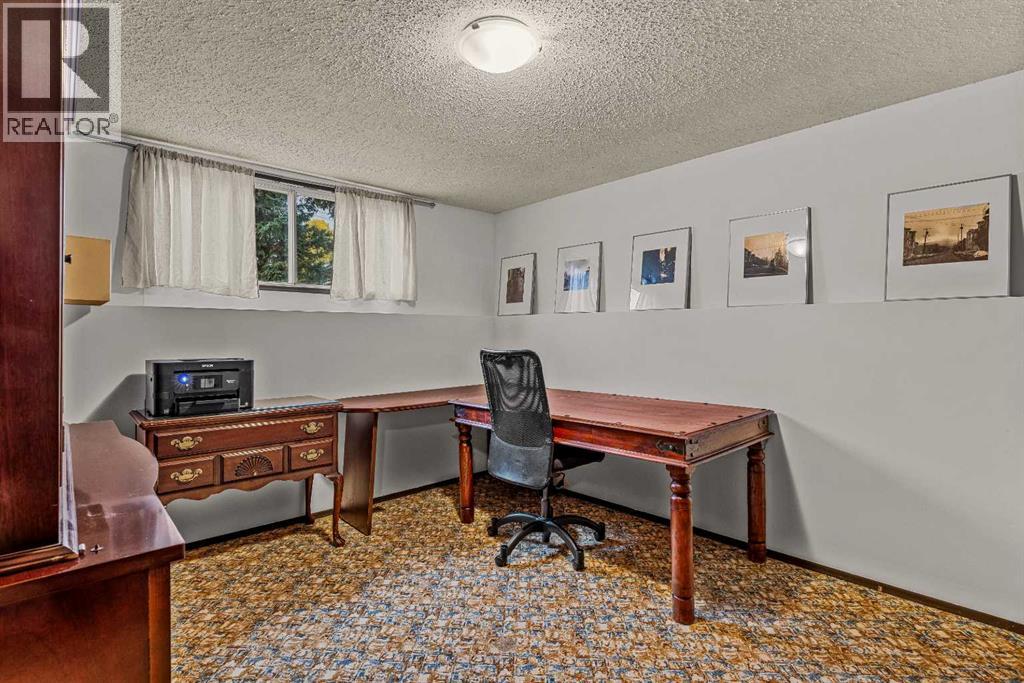 32 Mount Peechee Place
