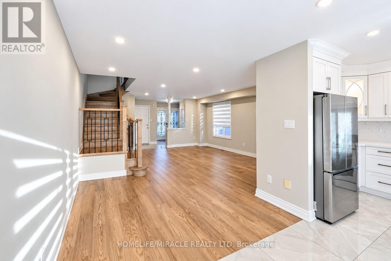 7683 Doverwood Drive, Mississauga (Meadowvale), Ontario  L5N 8J1 - Photo 15 - W14100240