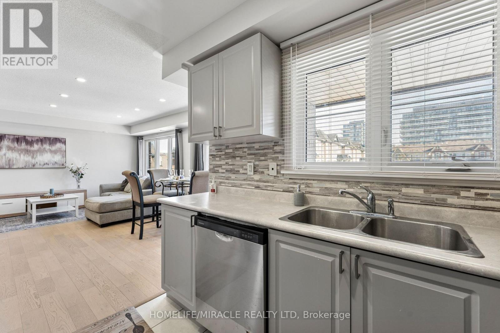 144 - 200 Veterans Drive, Brampton (Northwest Brampton), Ontario  L7A 4S6 - Photo 11 - W14100284
