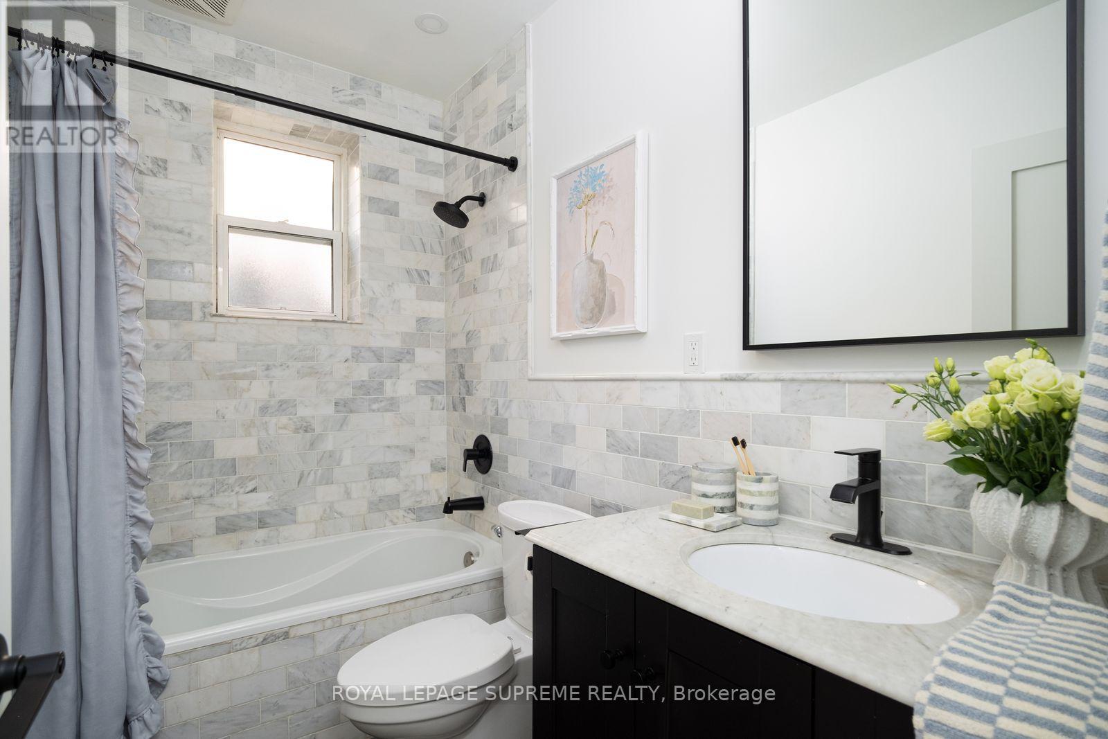 251 Crawford Street, Toronto, Ontario  M6J 2V7 - Photo 28 - C14098232