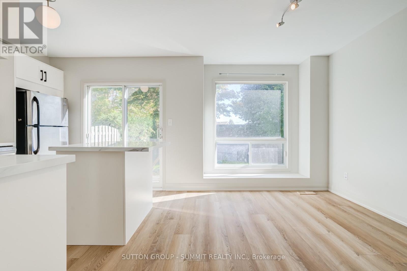 346 University Downs Crescent, Waterloo, Ontario  N2K 4A9 - Photo 12 - X14100244