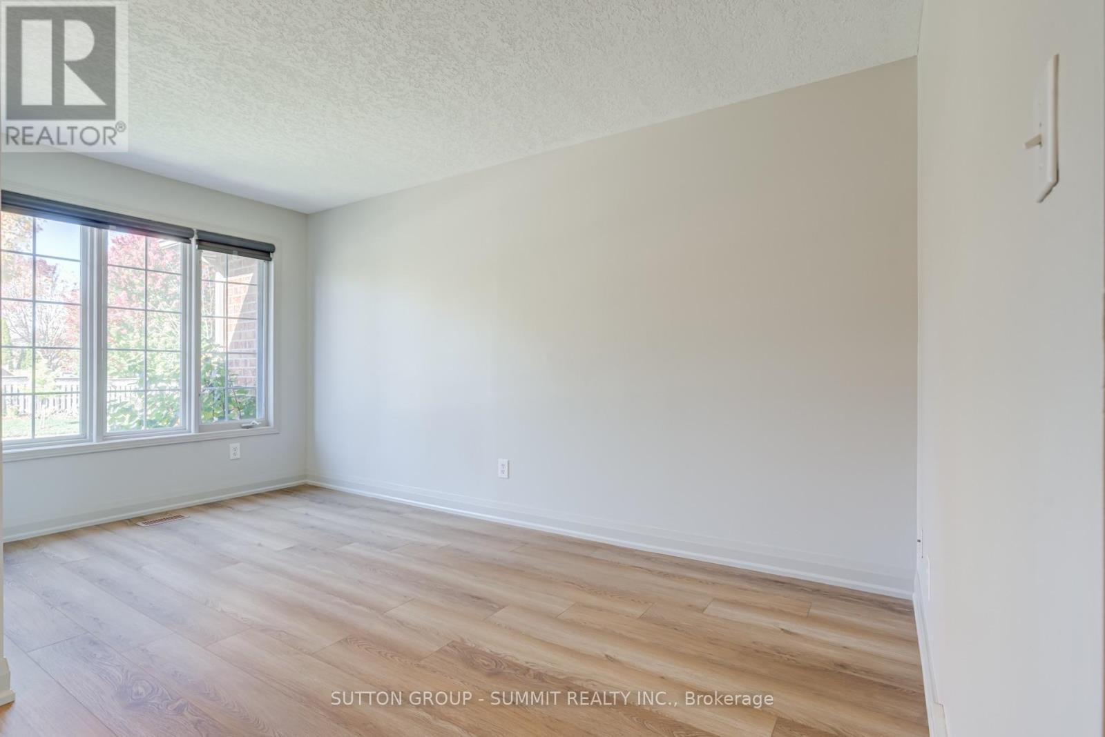 346 University Downs Crescent, Waterloo, Ontario  N2K 4A9 - Photo 7 - X14100244