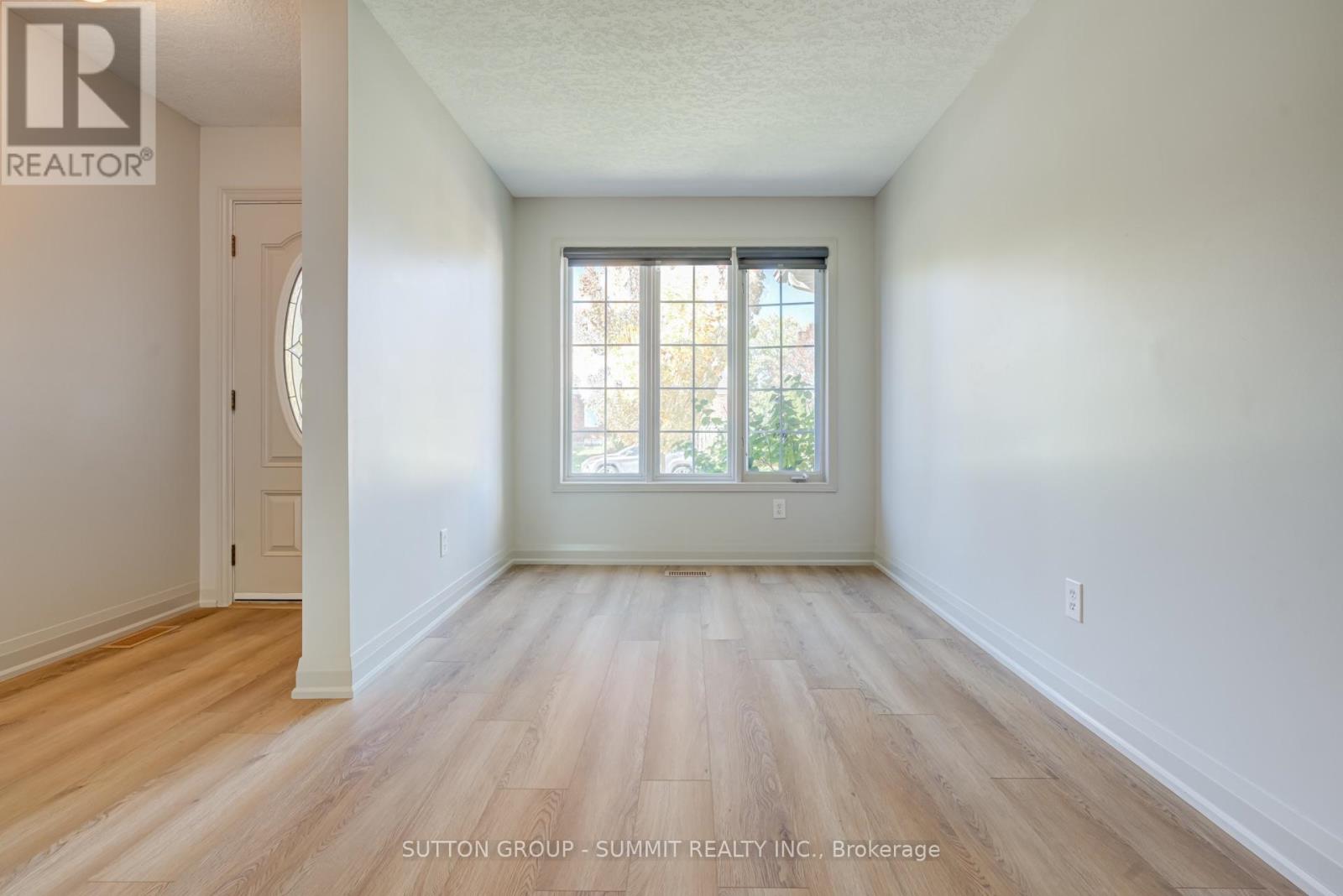 346 University Downs Crescent, Waterloo, Ontario  N2K 4A9 - Photo 8 - X14100244