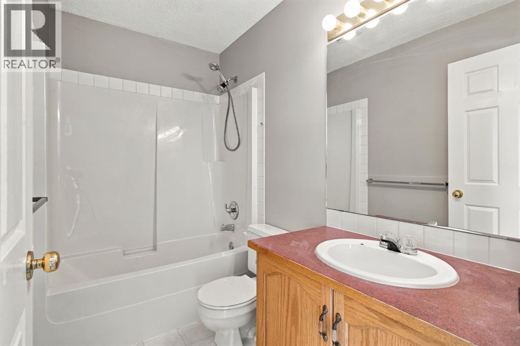 234 Chapalina Place Se, Calgary, Alberta  T2X 3P4 - Photo 17 - A2339149
