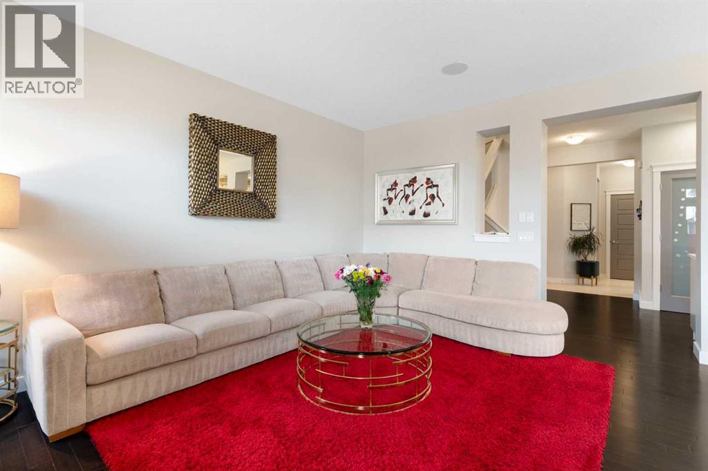 20 Evanswood Circle NW, Calgary, Alberta  T3P 0K1 - Photo 18 - A2352472