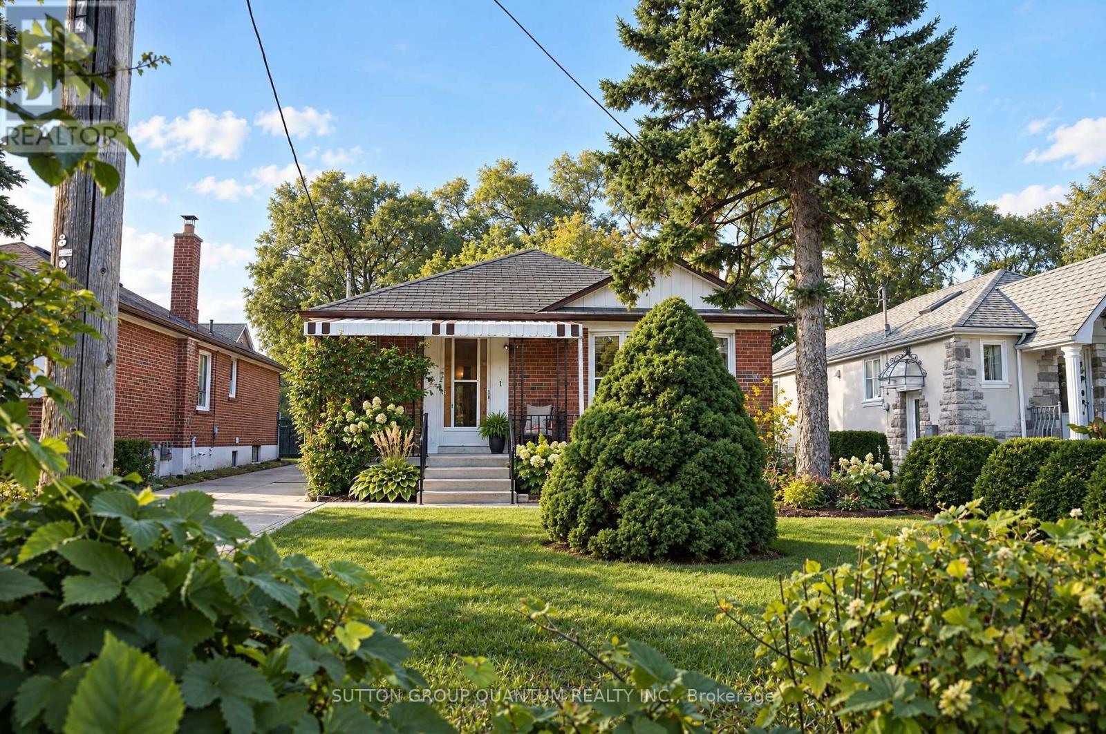74 Cannon Road, Toronto, Ontario  M8Y 1S1 - Photo 29 - W13879430