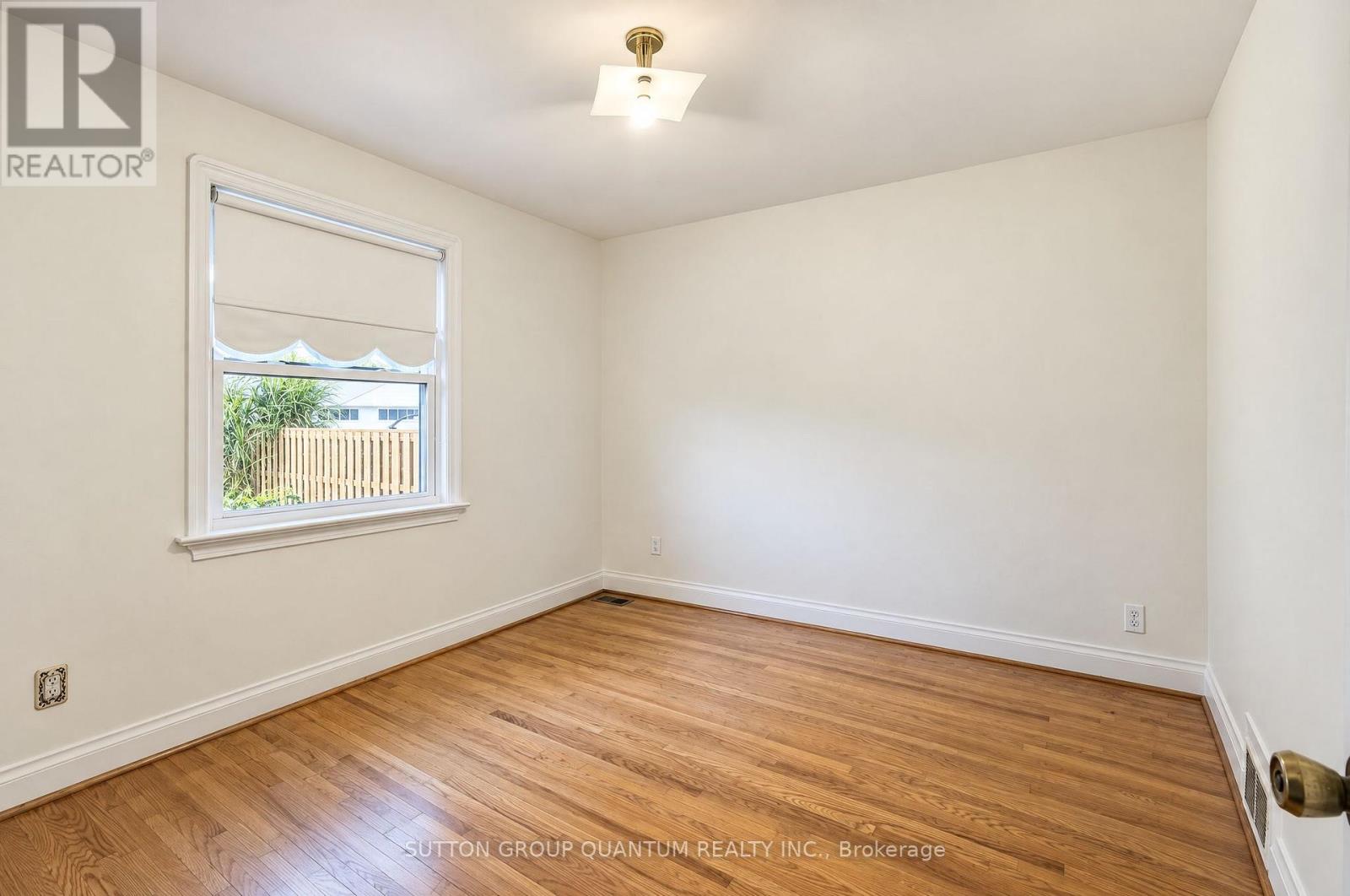 74 Cannon Road, Toronto, Ontario  M8Y 1S1 - Photo 24 - W13879430