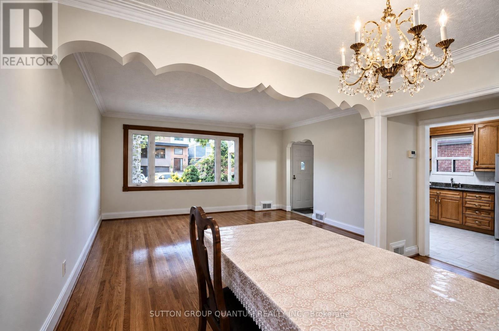 74 Cannon Road, Toronto, Ontario  M8Y 1S1 - Photo 16 - W13879430