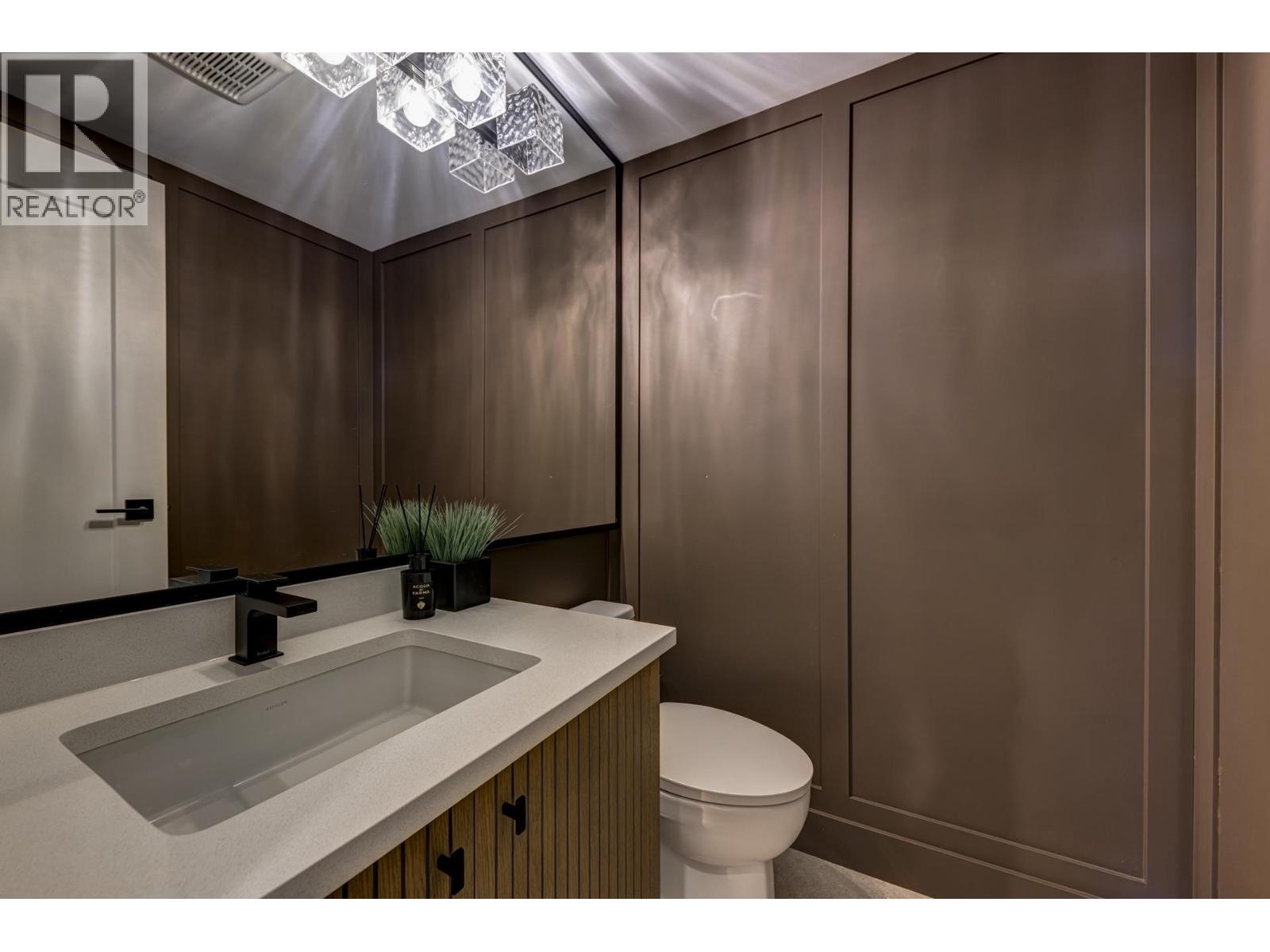 357 E 22nd Street, North Vancouver, British Columbia  V7L 3C8 - Photo 23 - R3177205
