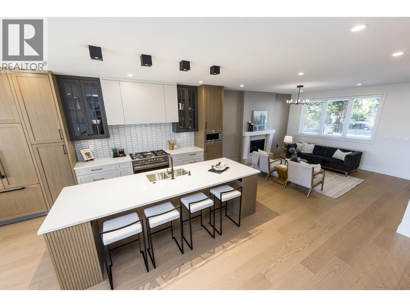 357 E 22nd Street, North Vancouver, British Columbia  V7L 3C8 - Photo 24 - R3177205