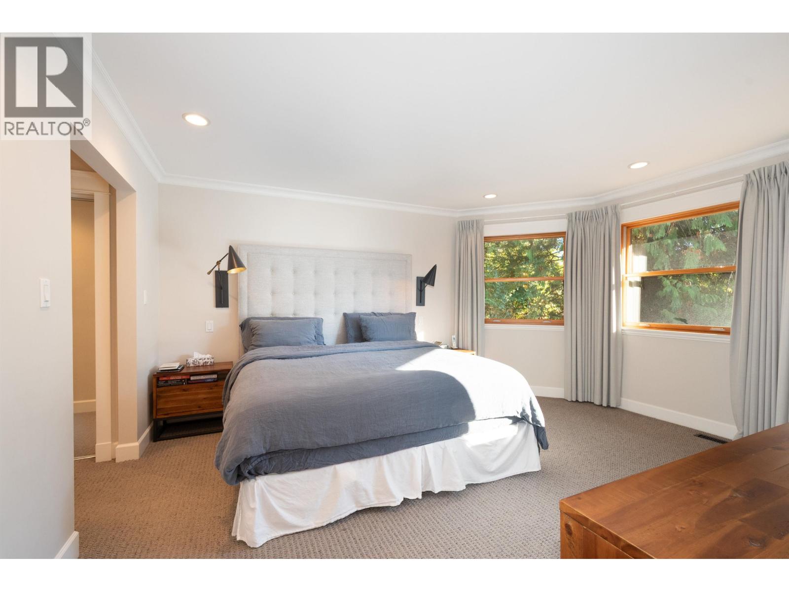 4592 Cove Cliff Road, North Vancouver, British Columbia  V7G 1H6 - Photo 17 - R3177215