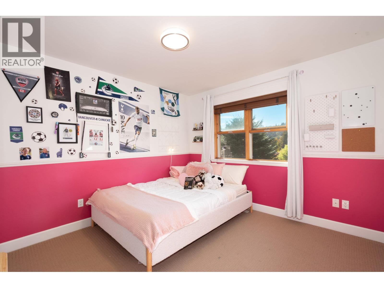 4592 Cove Cliff Road, North Vancouver, British Columbia  V7G 1H6 - Photo 21 - R3177215