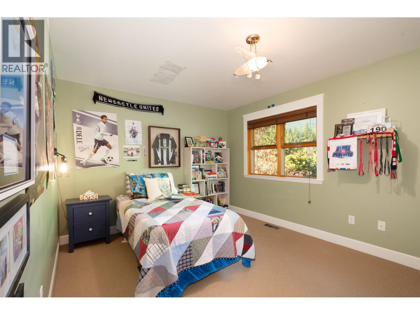 4592 Cove Cliff Road, North Vancouver, British Columbia  V7G 1H6 - Photo 22 - R3177215