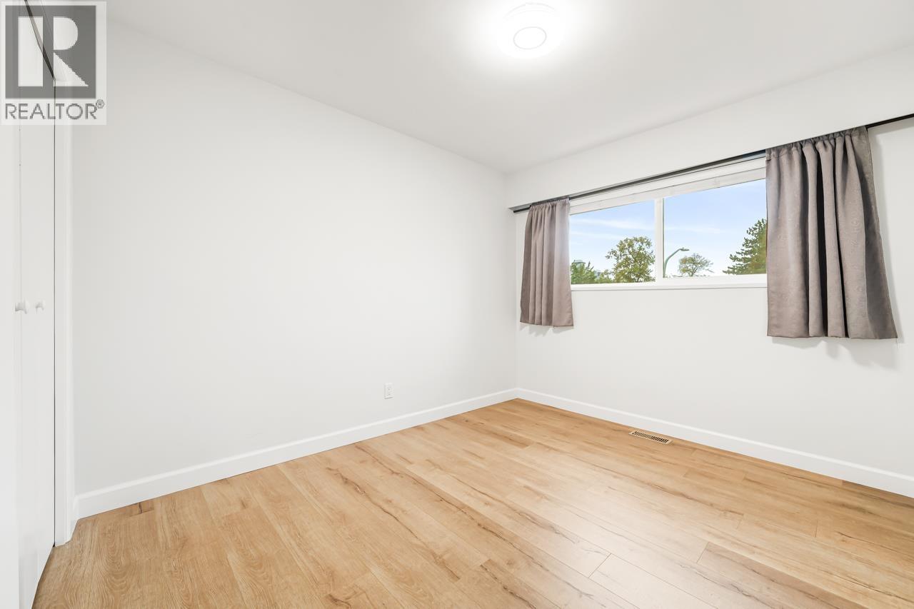 5311 Meadedale Drive, Burnaby, British Columbia  V5B 2E6 - Photo 23 - R3177222