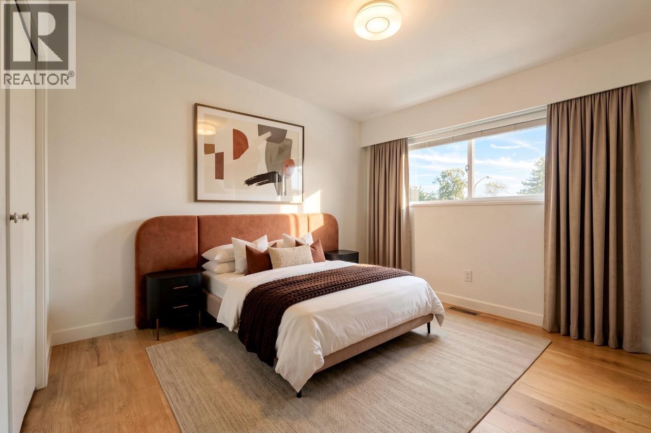 5311 Meadedale Drive, Burnaby, British Columbia  V5B 2E6 - Photo 24 - R3177222
