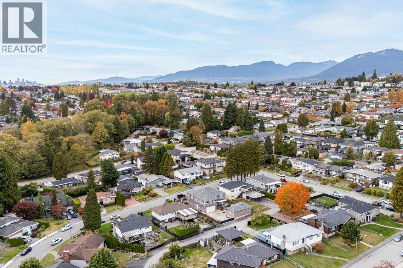 5311 Meadedale Drive, Burnaby, British Columbia  V5B 2E6 - Photo 38 - R3177222