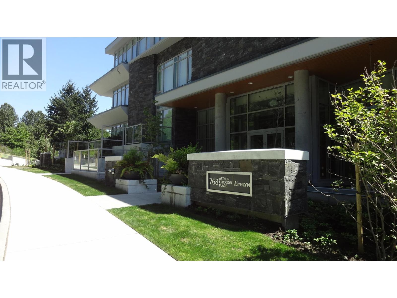 400 768 ARTHUR ERICKSON PLACE, west vancouver, British Columbia