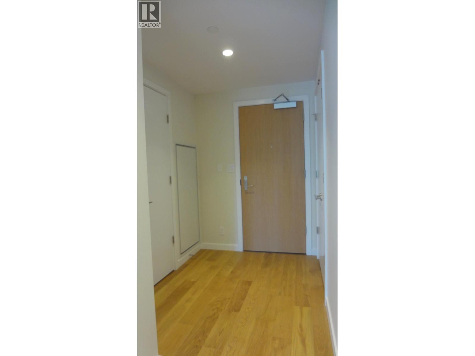 400 768 Arthur Erickson Place, West Vancouver, British Columbia  V7T 0B6 - Photo 5 - R3177219
