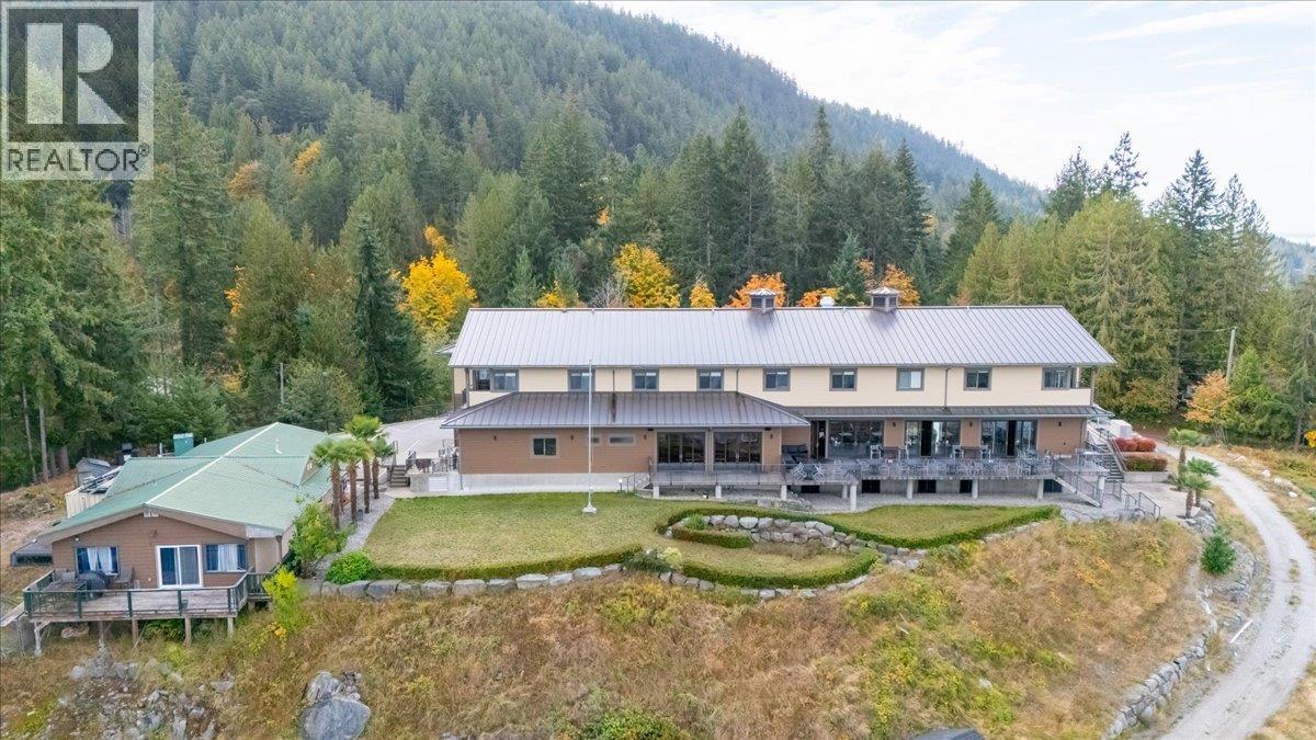 12671 Sunshine Coast Highway, Sechelt, British Columbia  V0N 2H1 - Photo 8 - C8082965