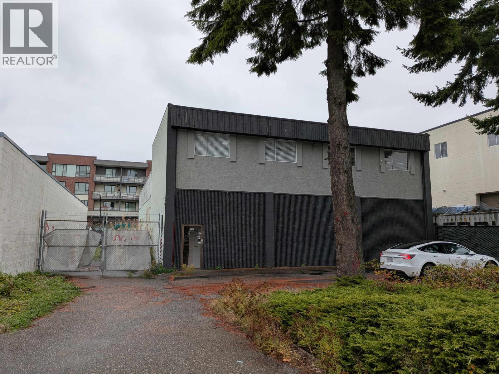 5291 IMPERIAL STREET, burnaby, British Columbia