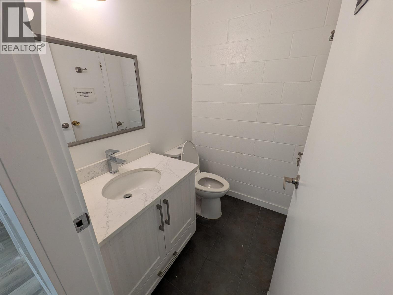 5291 Imperial Street, Burnaby, British Columbia  V5J 1E5 - Photo 11 - C8082971