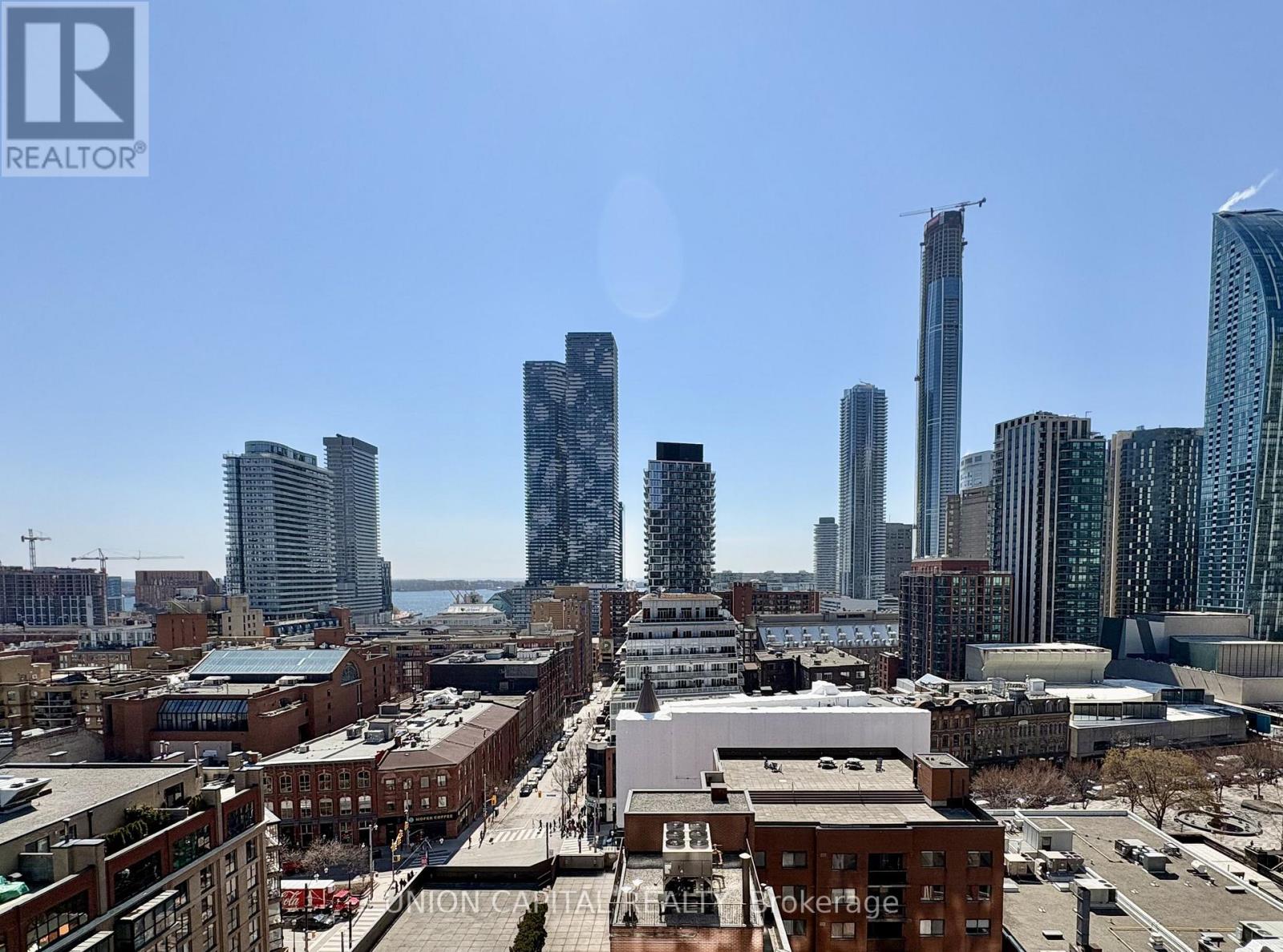 1404 - 60 Colborne Street, Toronto (Church-Yonge Corridor), Ontario  M5E 0B7 - Photo 11 - C14100336