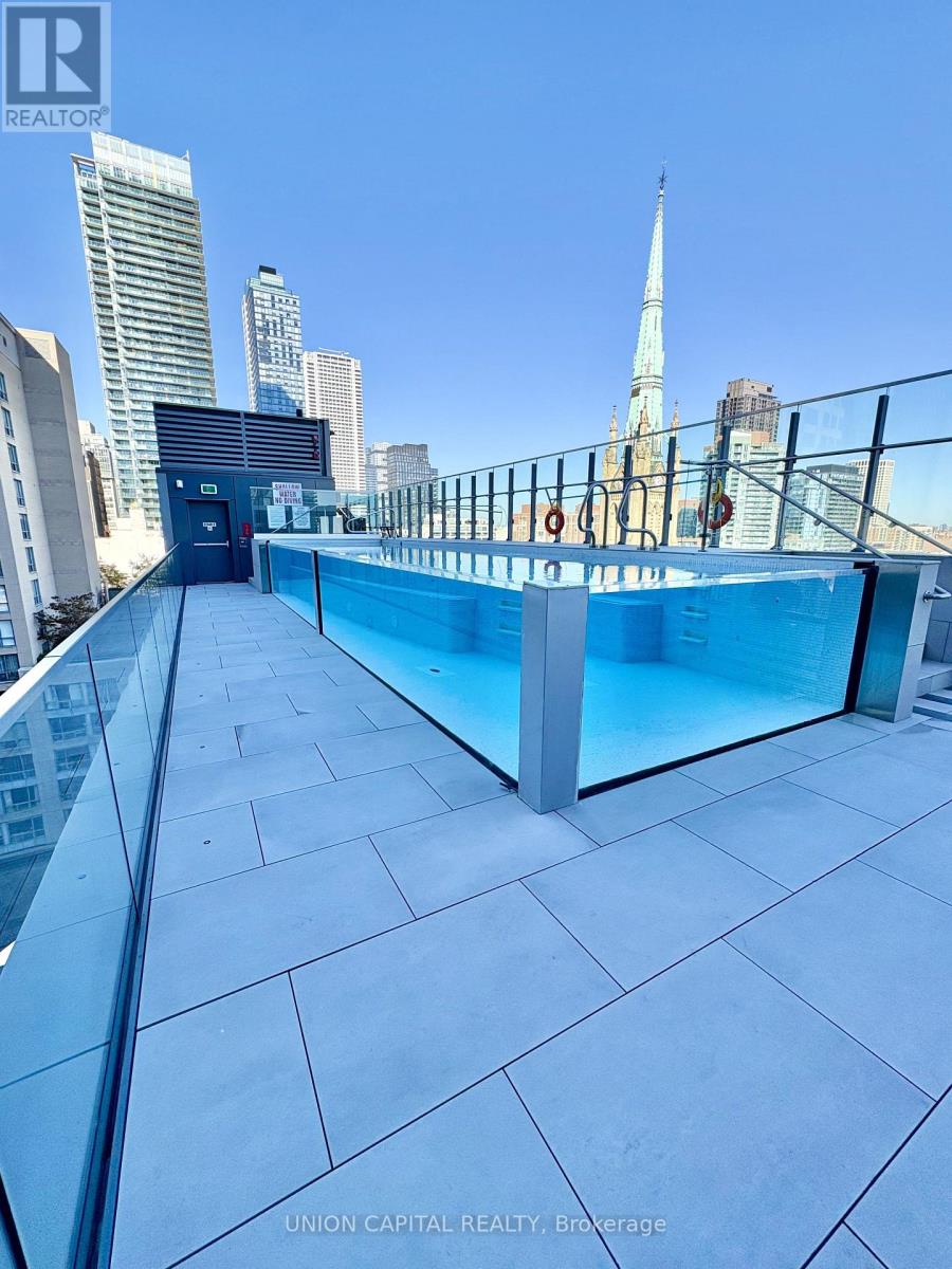 1404 - 60 Colborne Street, Toronto (Church-Yonge Corridor), Ontario  M5E 0B7 - Photo 14 - C14100336