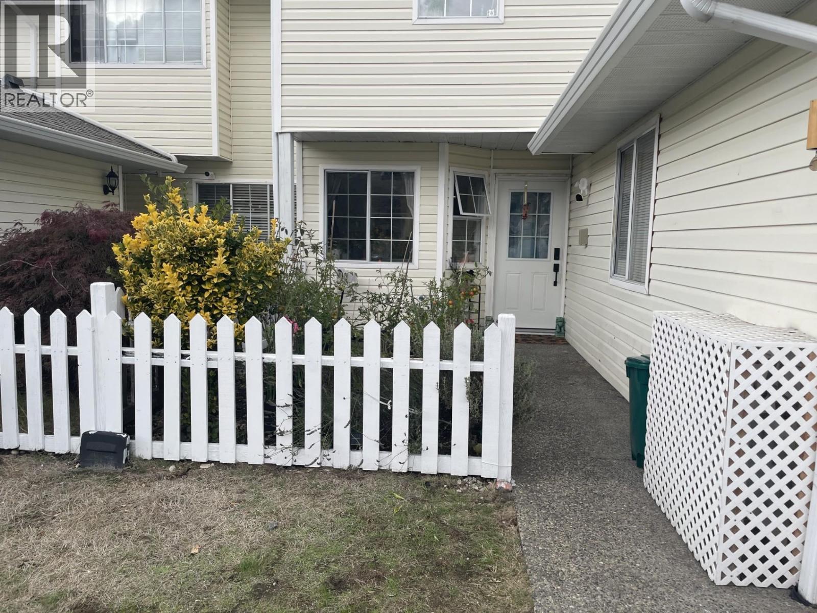 405 20675 118th Avenue, Maple Ridge, British Columbia  V2X 0K4 - Photo 2 - R3177109