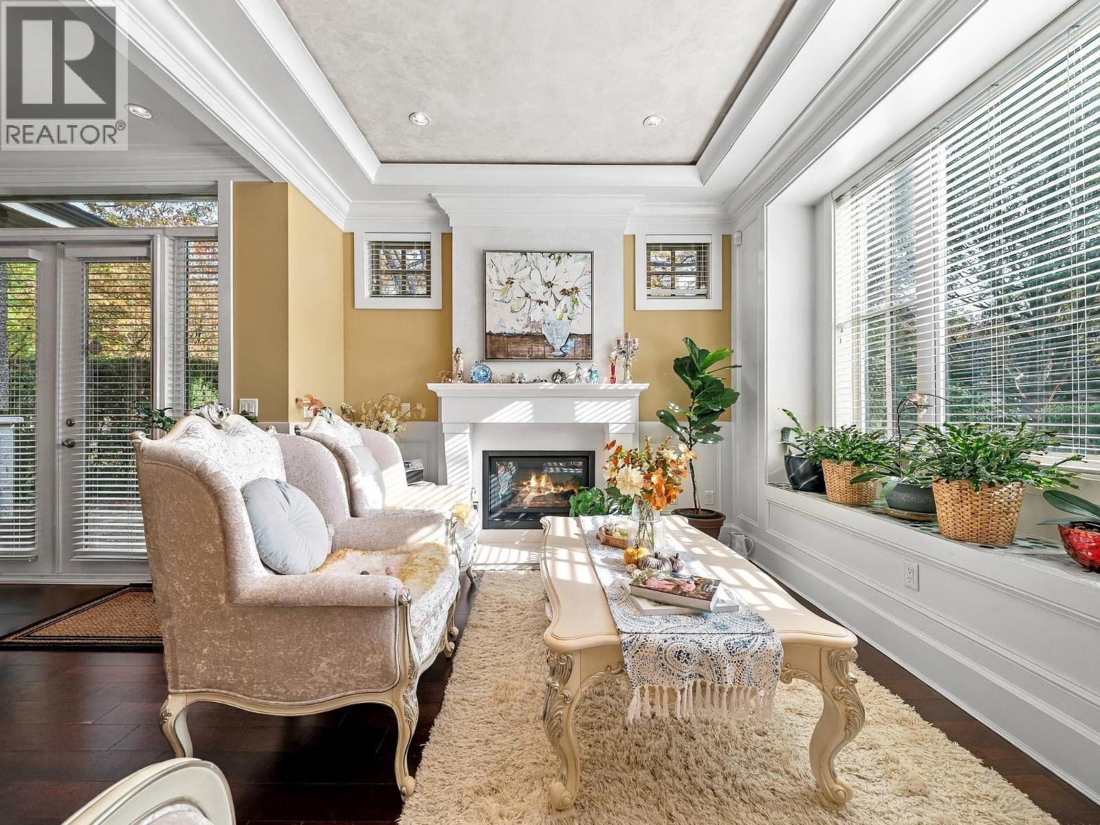 2015 W 57th Avenue, Vancouver, British Columbia  V6P 1V3 - Photo 5 - R3177057