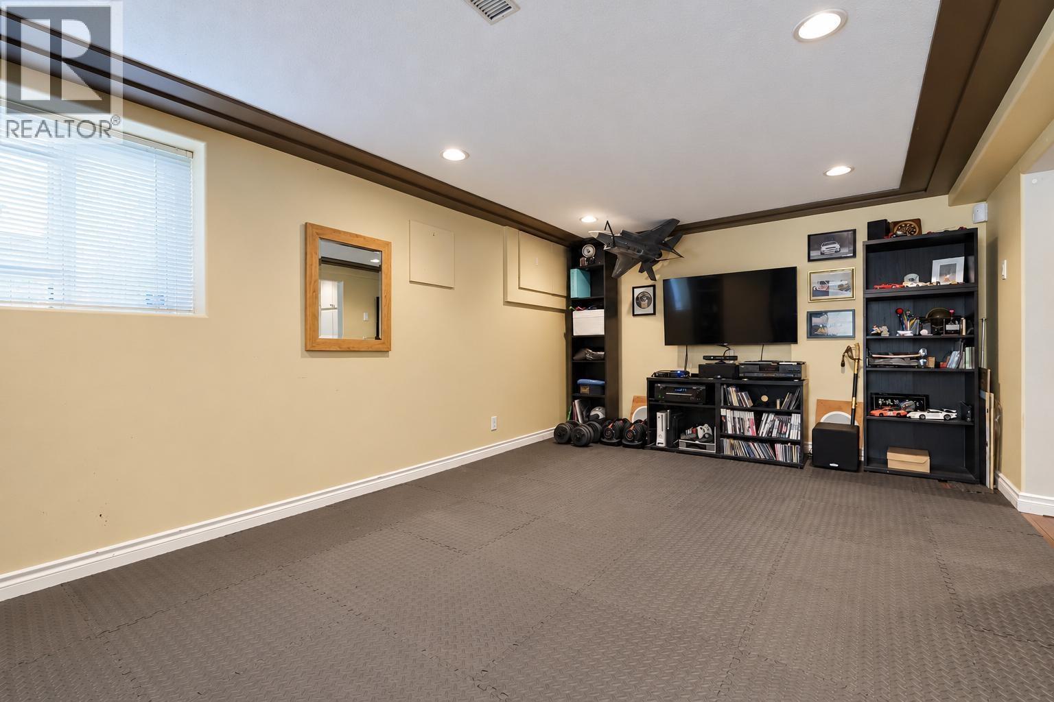 1930 Edinburgh Street, New Westminster, British Columbia  V3M 2X5 - Photo 17 - R3172515