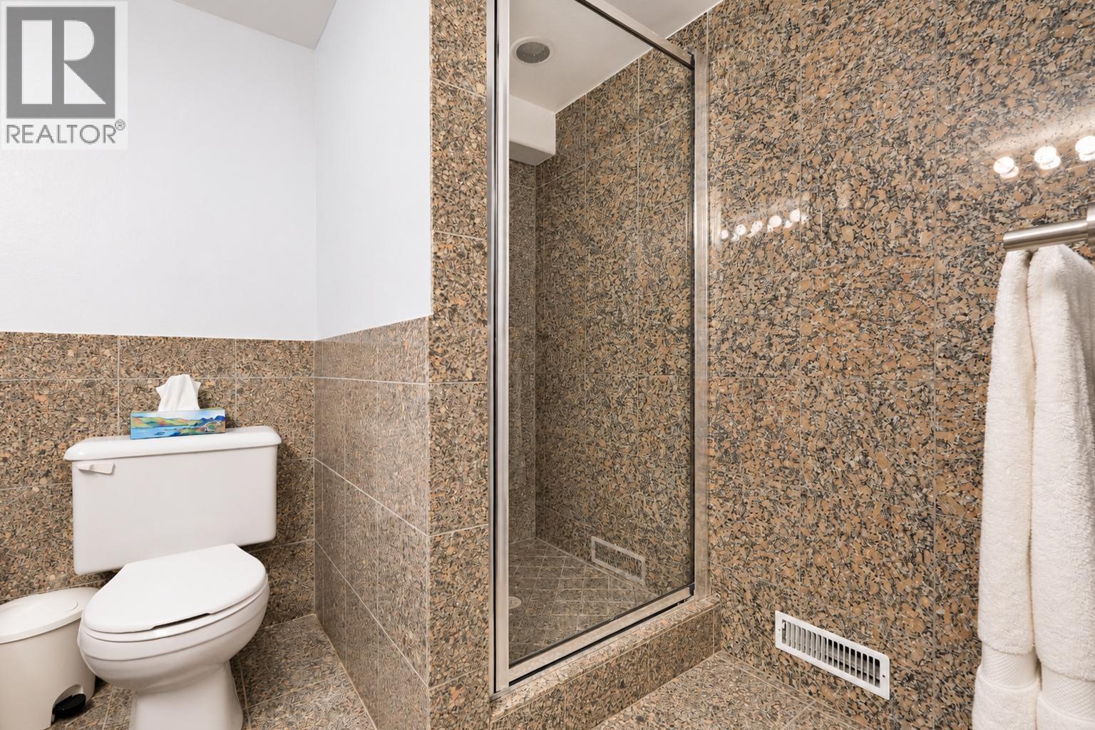 1930 Edinburgh Street, New Westminster, British Columbia  V3M 2X5 - Photo 19 - R3172515