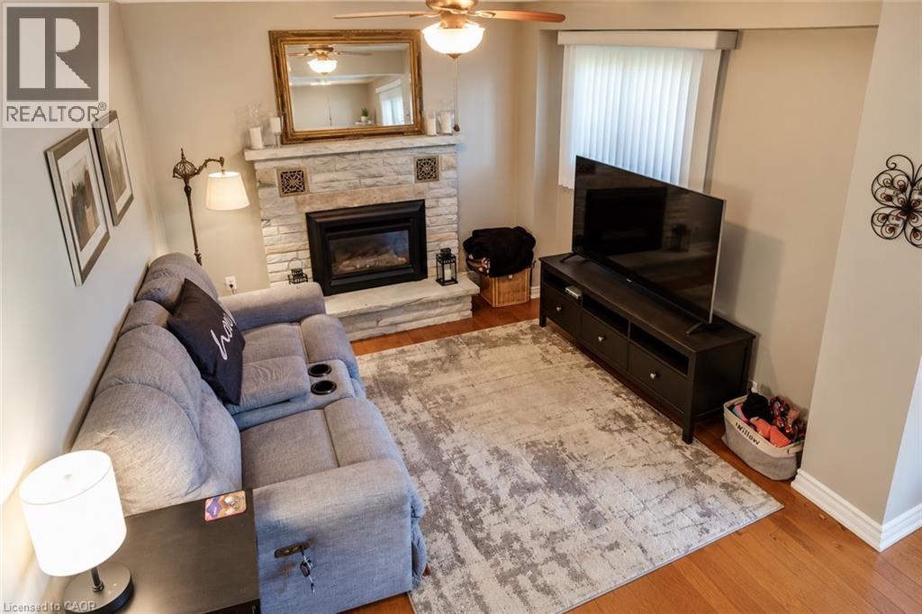 1485 Newlands Crescent, Burlington, Ontario L7M 1N8 - Photo 7 - 40872334